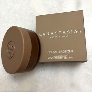 Anastasia Cream Bronzer Hazelnut